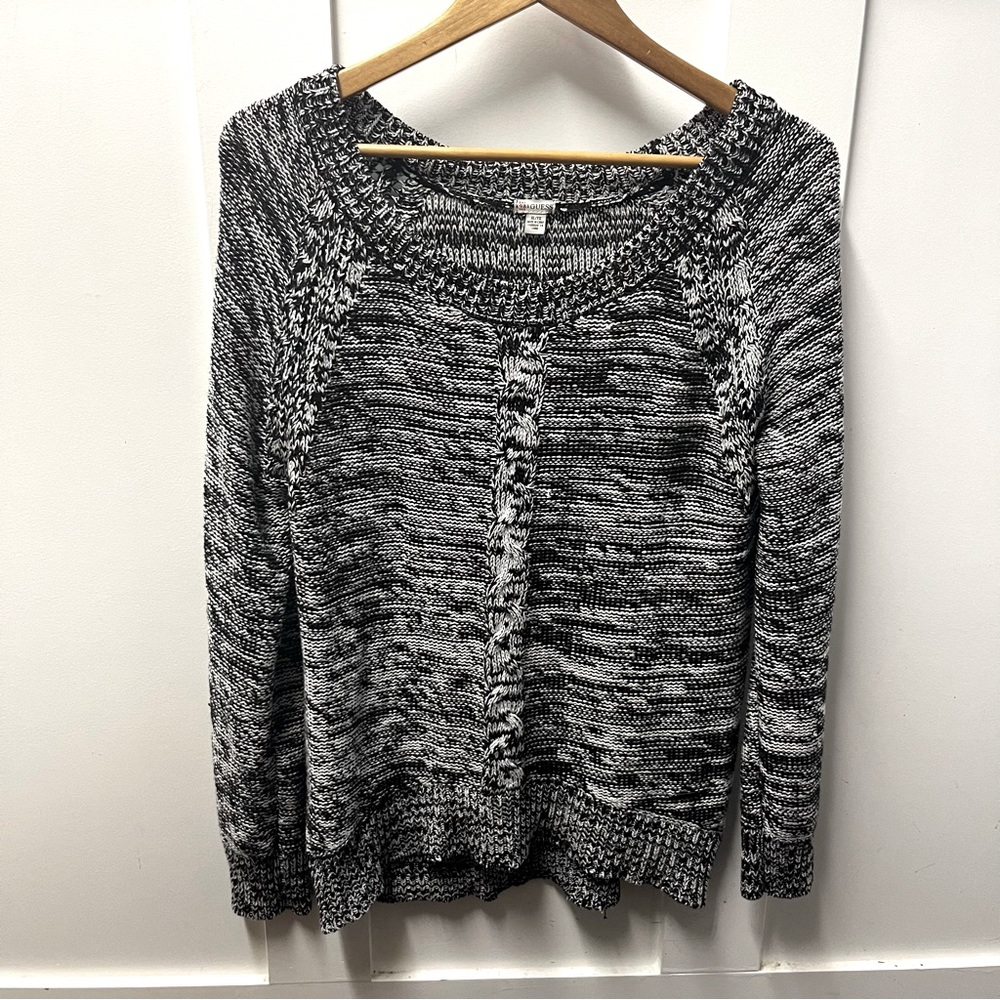 Guess long‎ sleeve knit top size XL